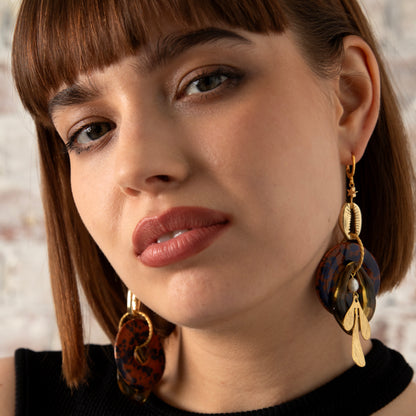 Venus Shell Brown & Gold Earrings
